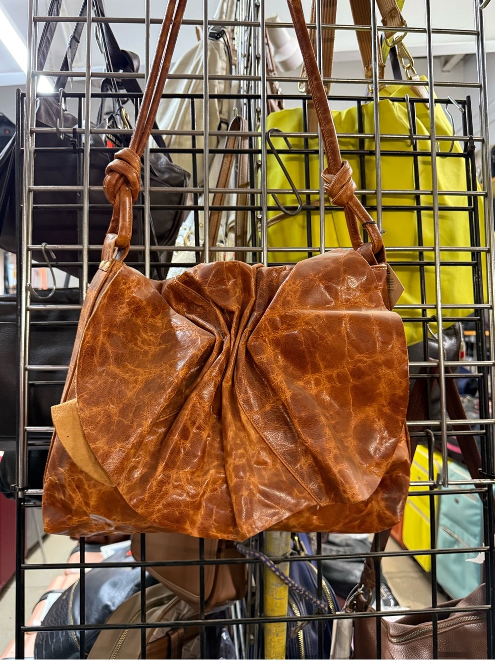 EXTREMELY RARE VINTAGE LEATHER BAG - Picture 11 of 15